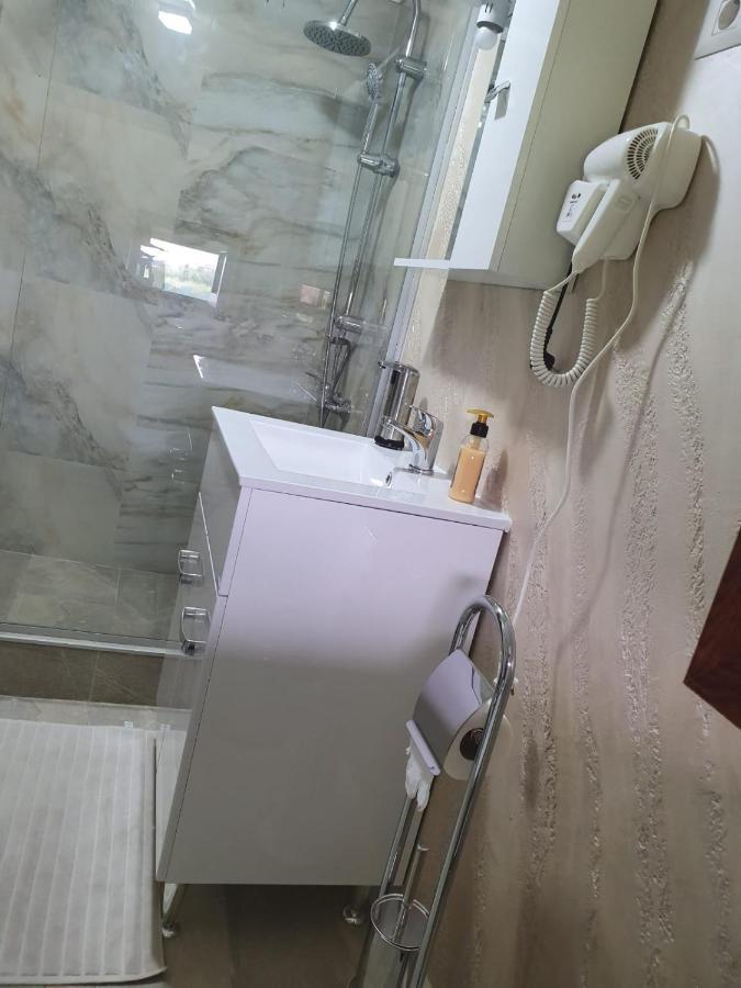 Apartamento Casa Brancusiana Târgu Jiu Exterior foto